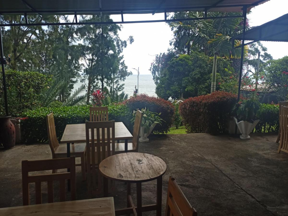 Maddy'S Kitchen And Accomodation Gisenyi ภายนอก รูปภาพ