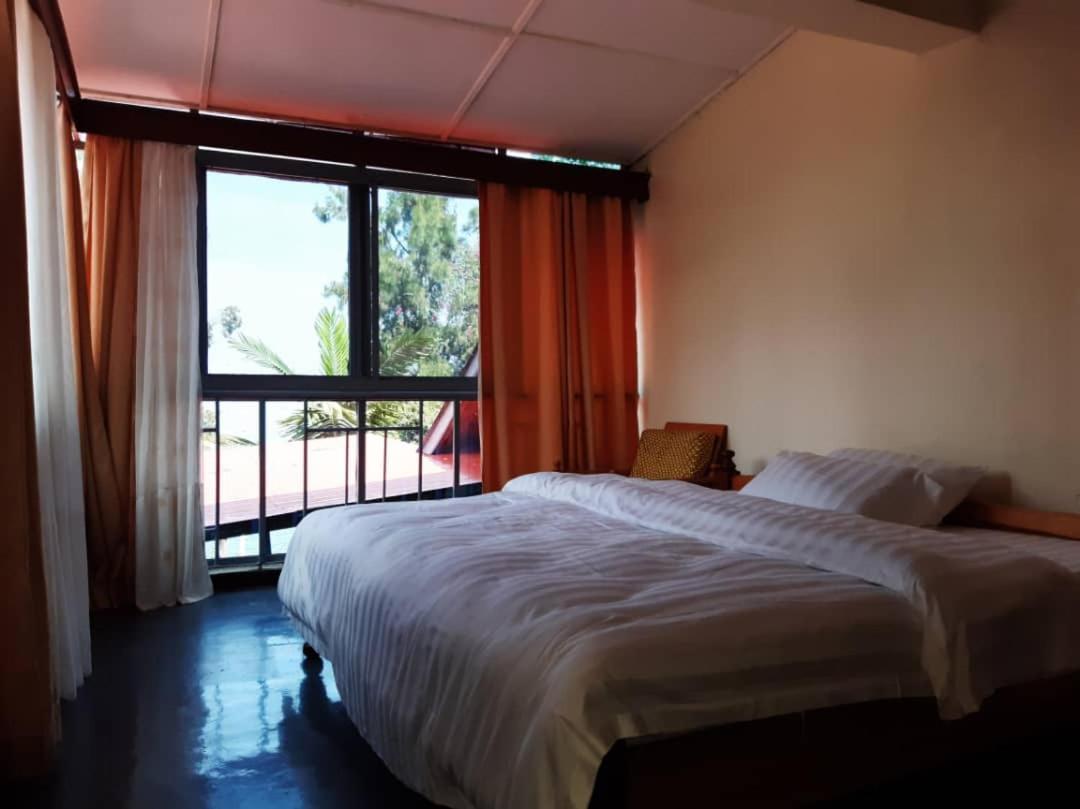 Maddy'S Kitchen And Accomodation Gisenyi ภายนอก รูปภาพ