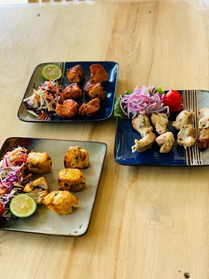 Maddy'S Kitchen And Accomodation Gisenyi ภายนอก รูปภาพ